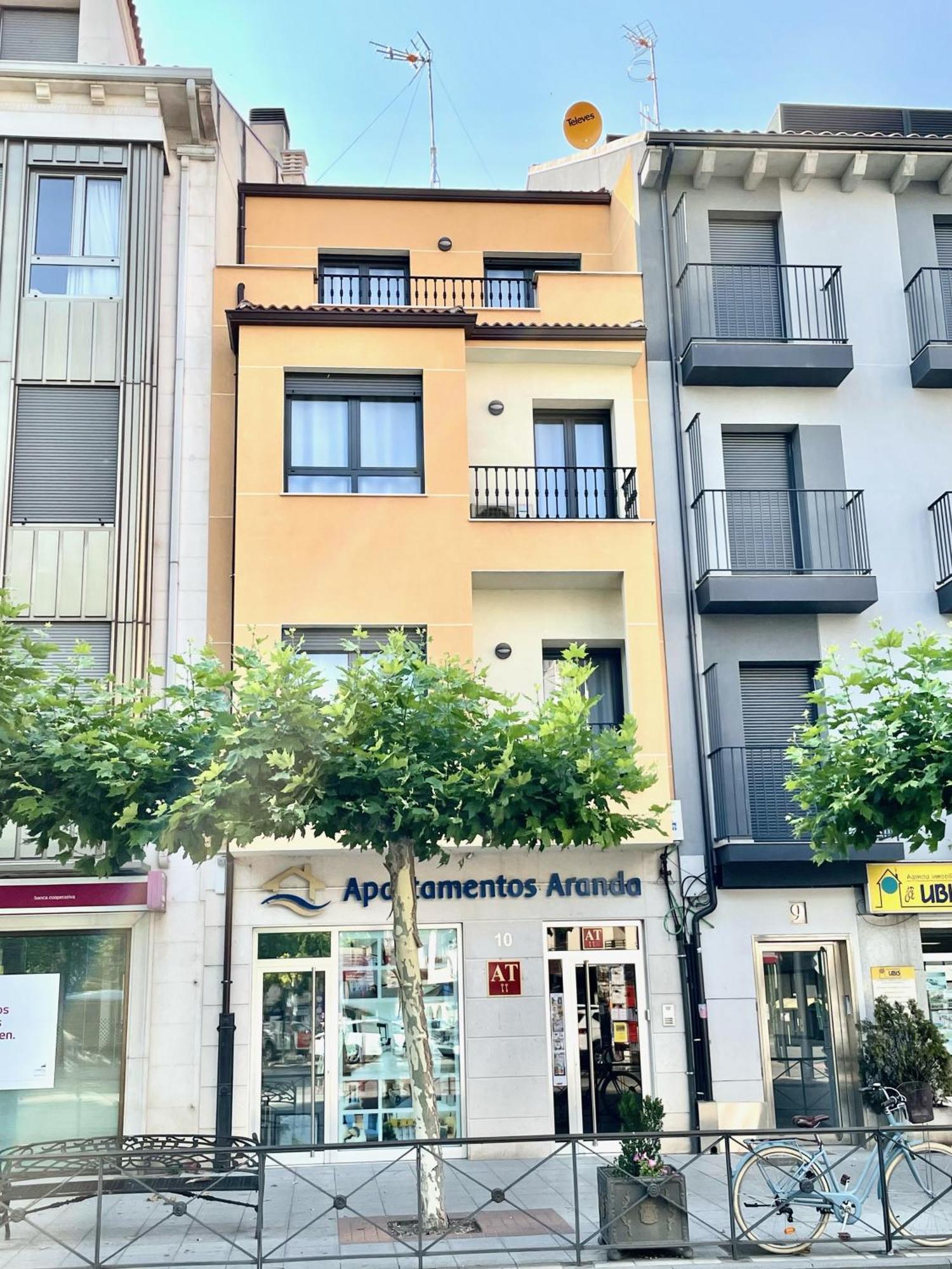 Apartamentos Aranda - Roble Aranda de Duero Esterno foto